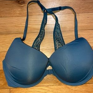 Victoria’s Secret racer back, front clasp, lace bra